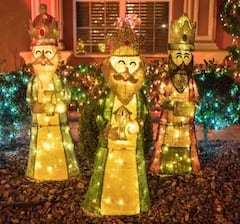 Lighting of Three Wise Men