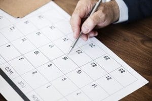 ¿Cómo se calculan los festivos?